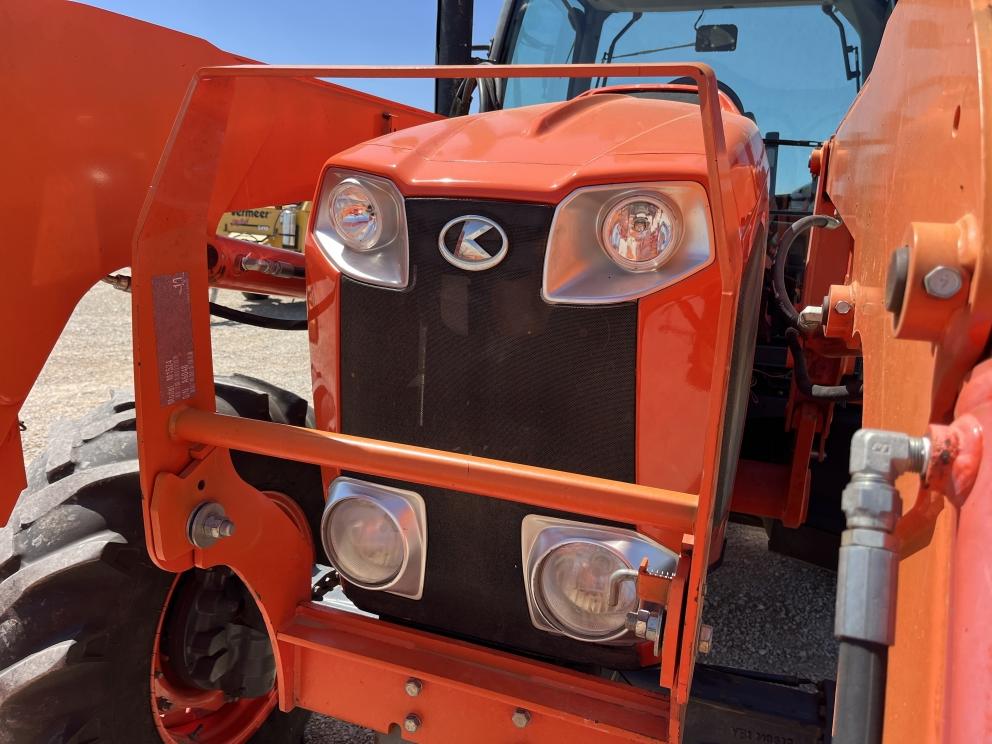 Image for 2016 Kubota M135GX