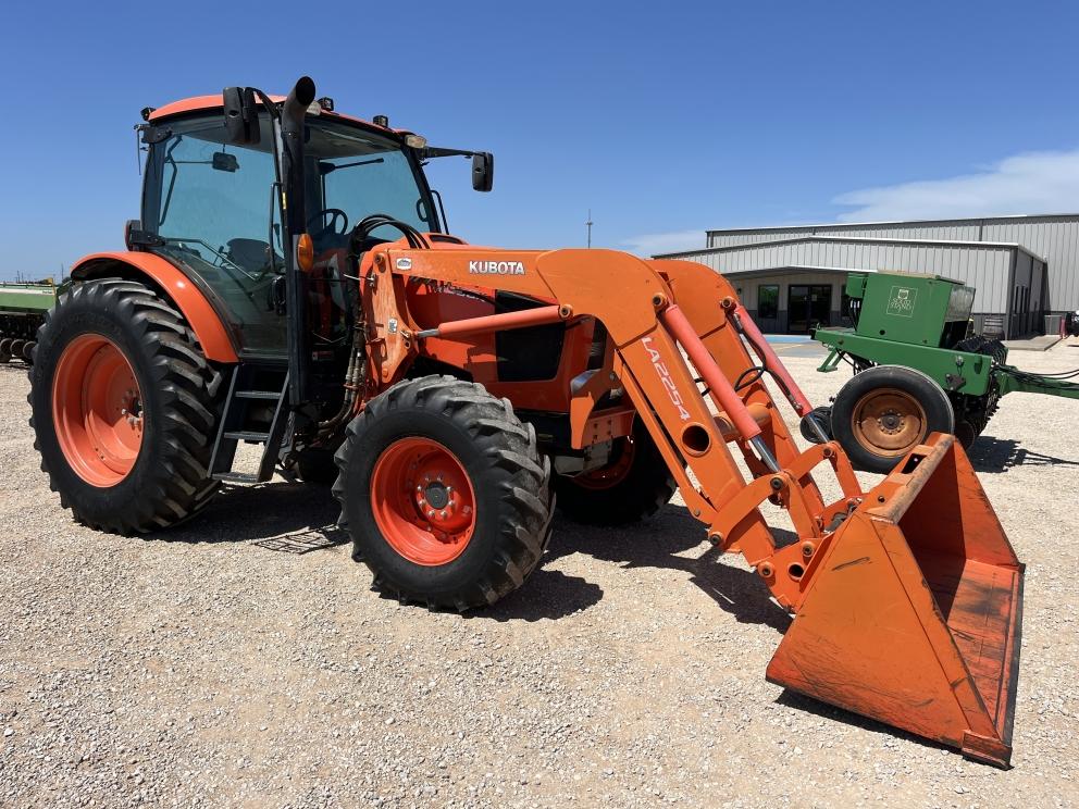 Image for 2016 Kubota M135GX