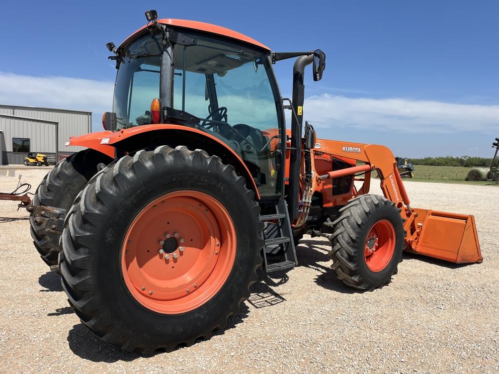 Image for 2016 Kubota M135GX