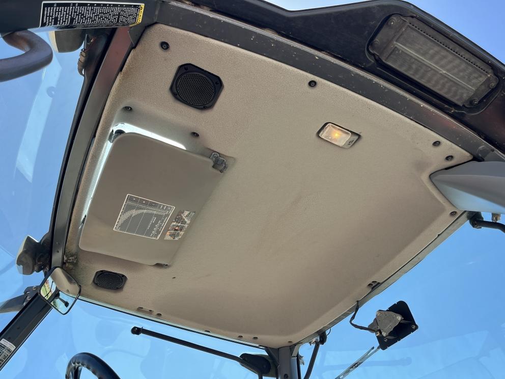Image for 2016 Kubota M135GX