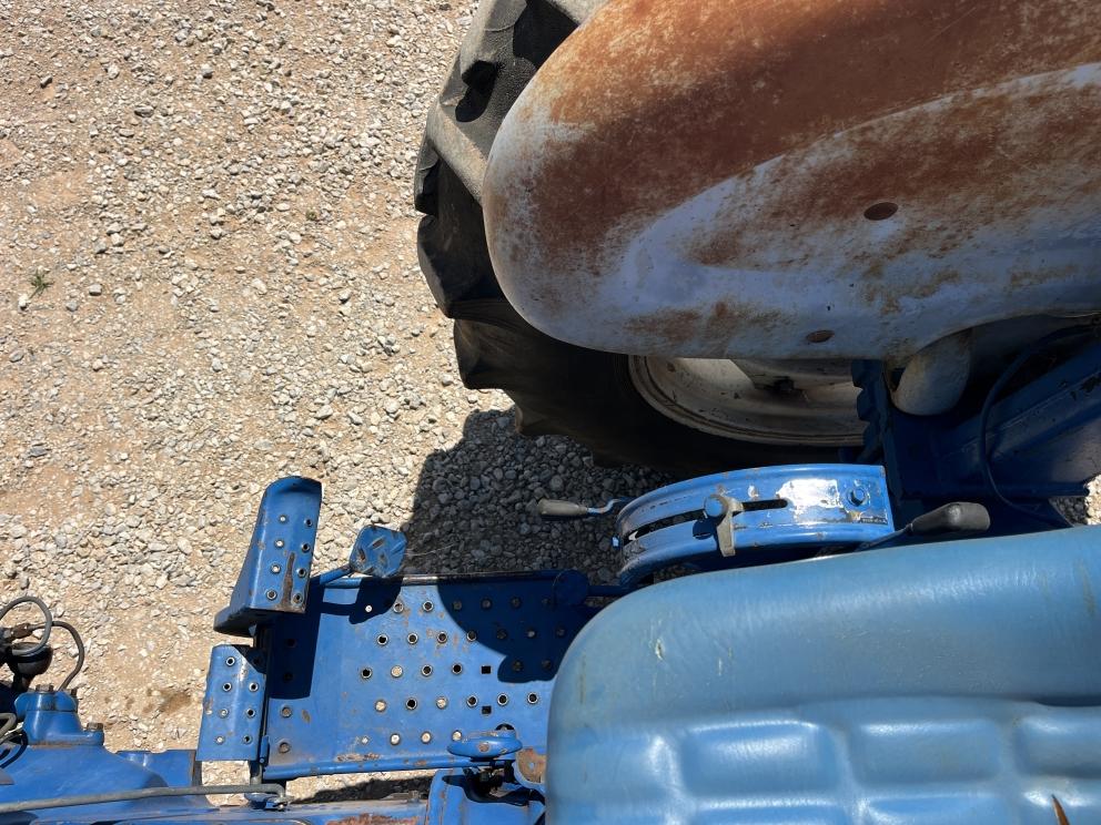Image for Ford 3910
