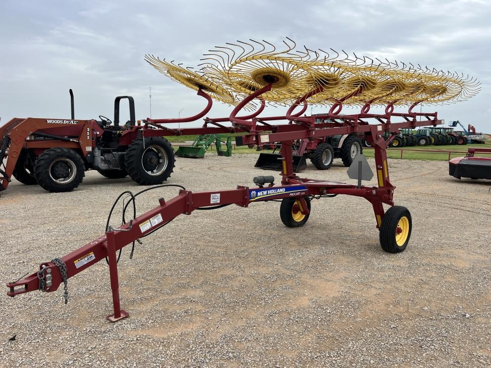 Image for 2015 New Holland PROCART 1225