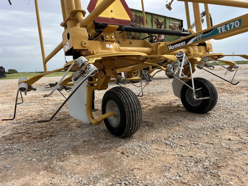 Image for 2006 Vermeer TE170
