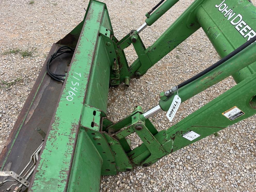 Image for 2005 John Deere 740