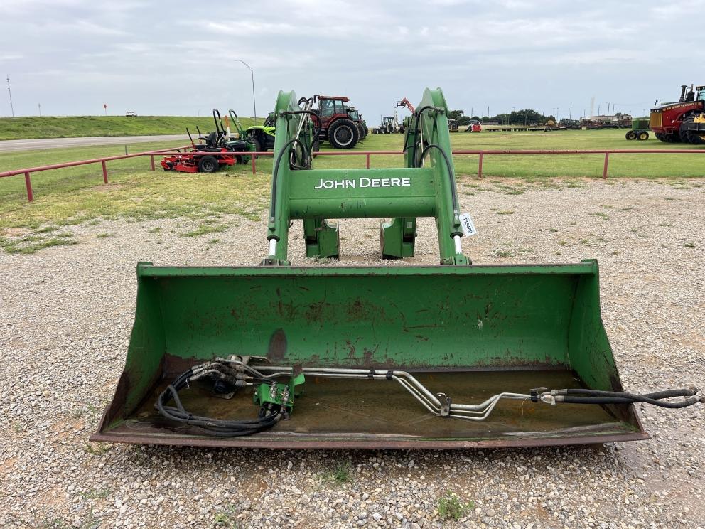 Image for 2005 John Deere 740
