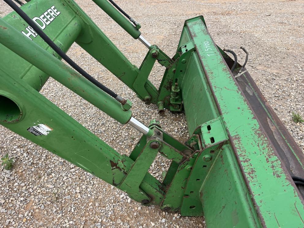Image for 2005 John Deere 740