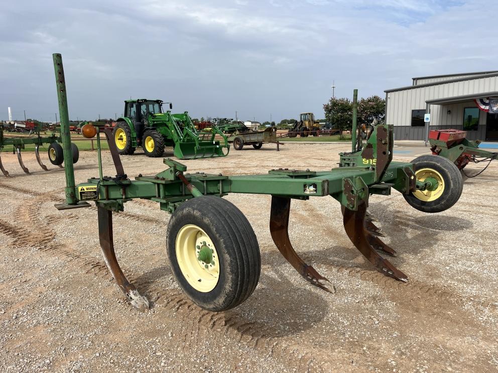 Image for 1994 John Deere 915