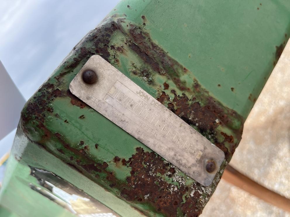 Image for 1994 John Deere 915