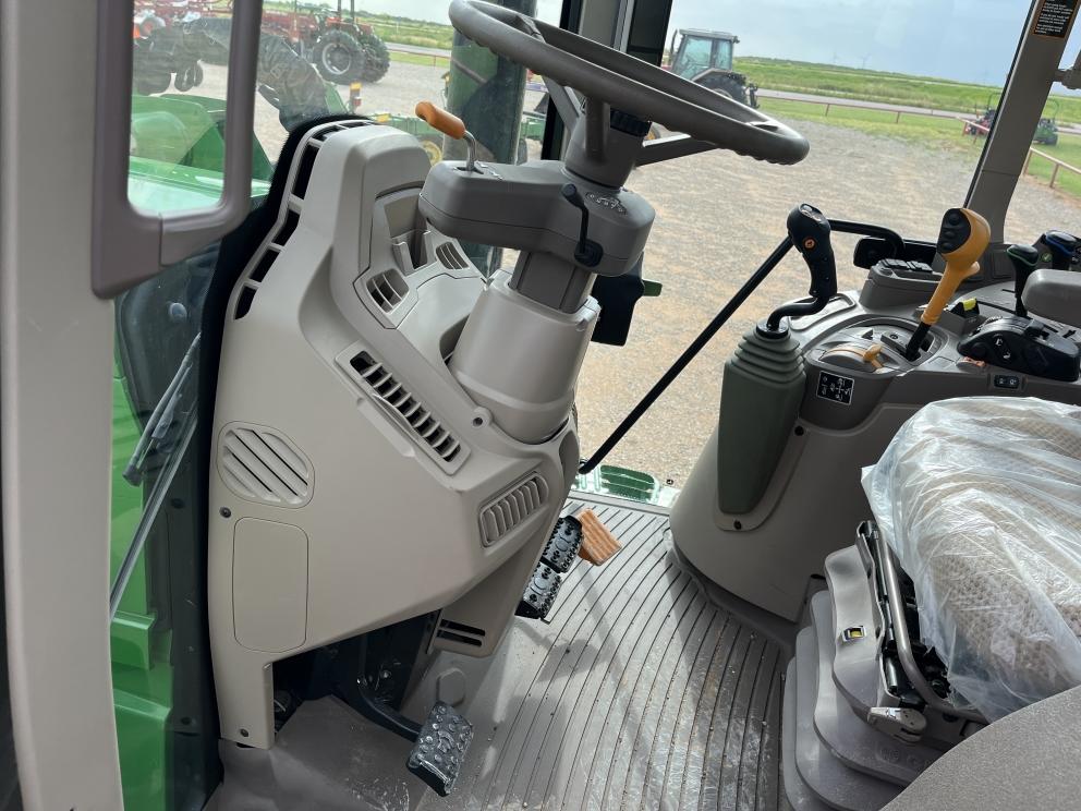 Image for 2023 John Deere 6145m