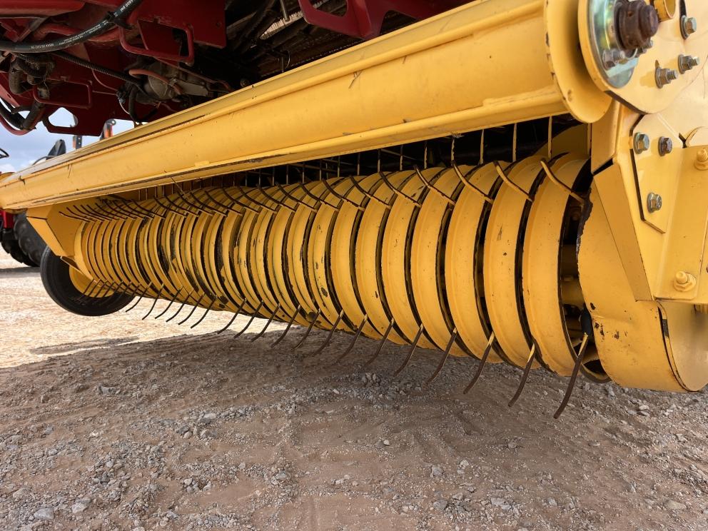 Image for 2015 New Holland ROLL-BELT 450