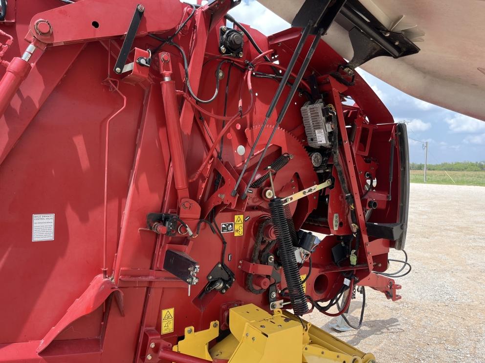 Image for 2015 New Holland ROLL-BELT 450