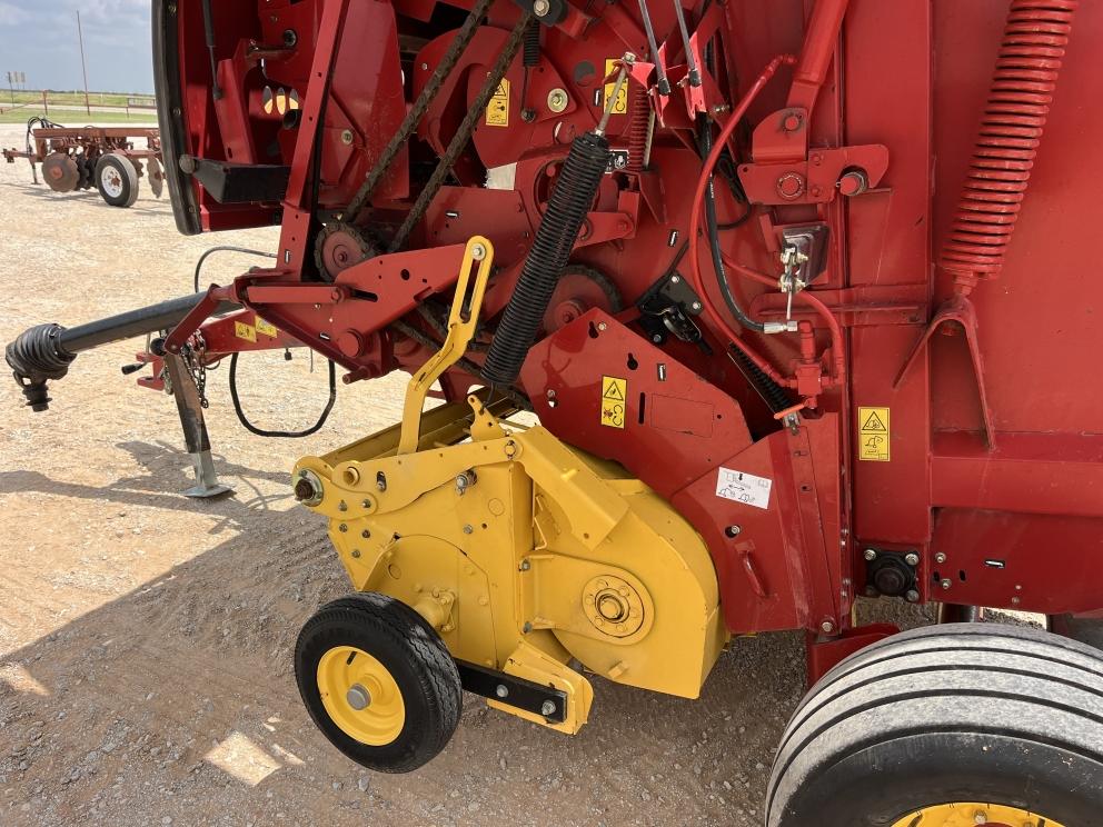 Image for 2015 New Holland ROLL-BELT 450