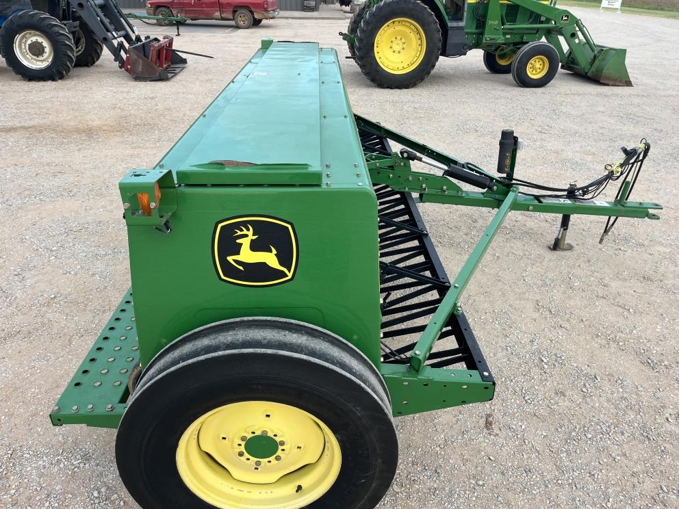 Image for 2010 John Deere BD1113