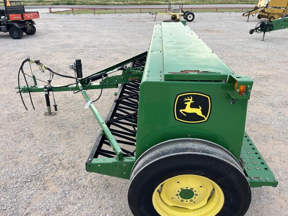 Image for 2010 John Deere BD1113