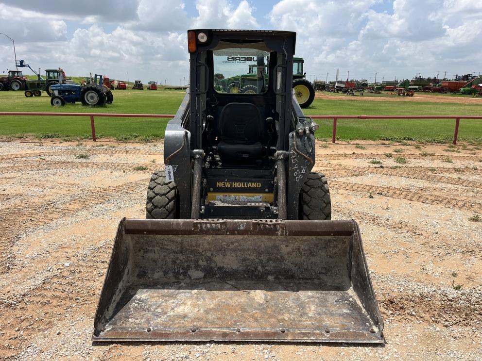 Image for 2016 New Holland L218