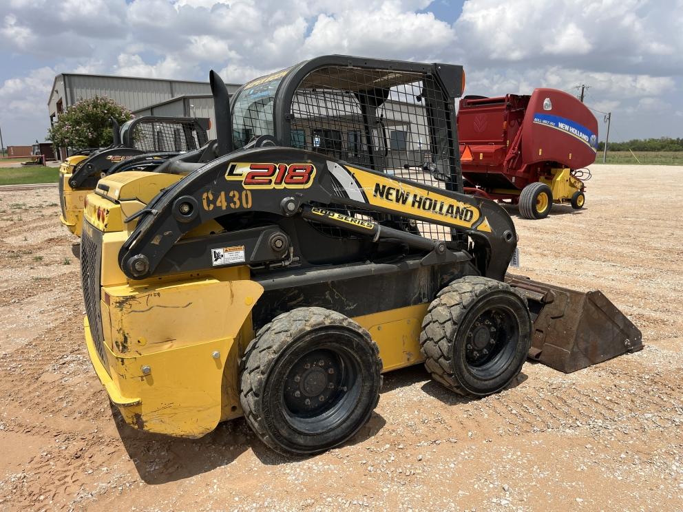Image for 2016 New Holland L218