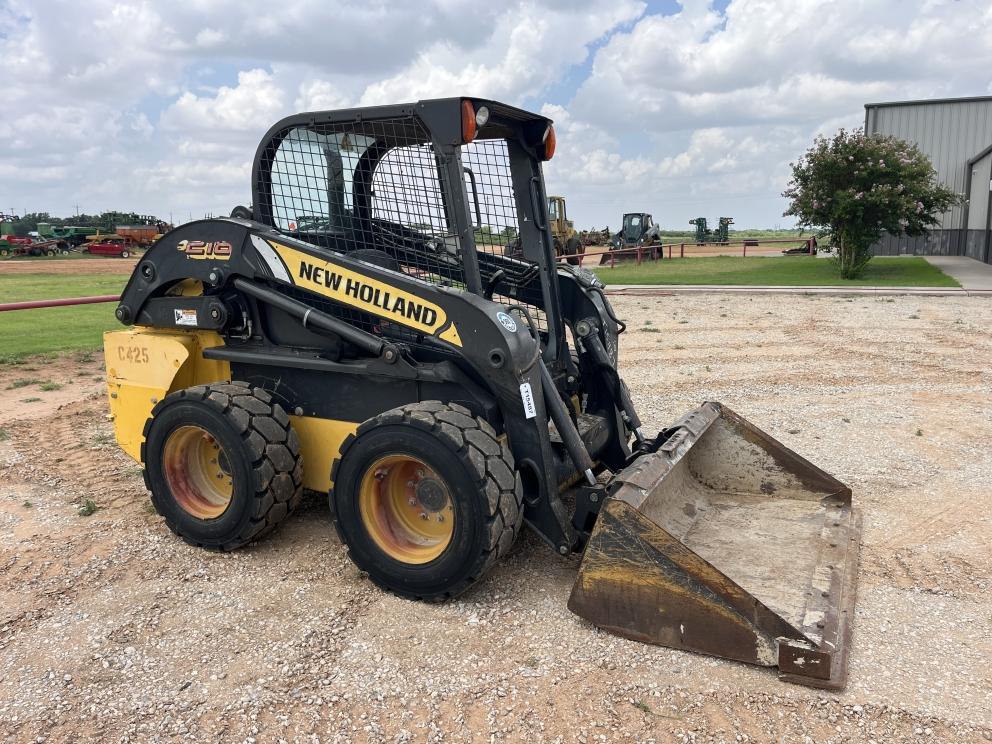 Image for 2015 New Holland L218