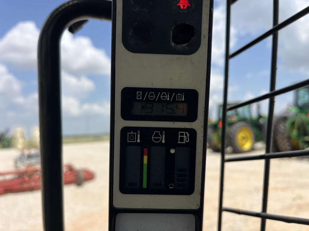 Image for 2015 New Holland L218