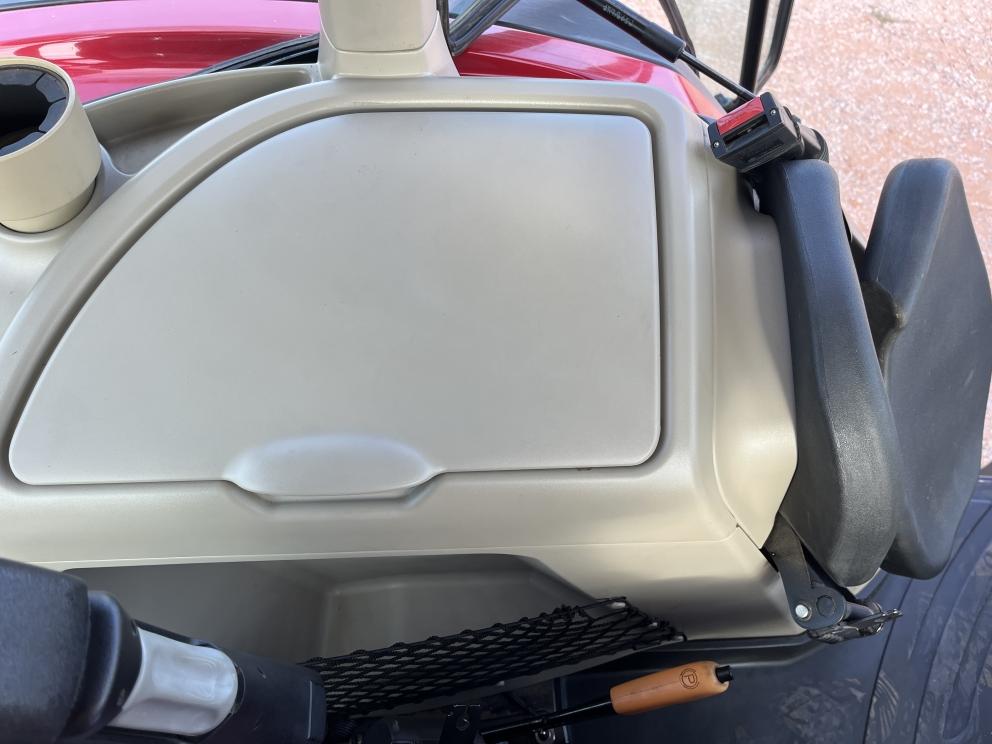 Image for 2019 Massey Ferguson 6713