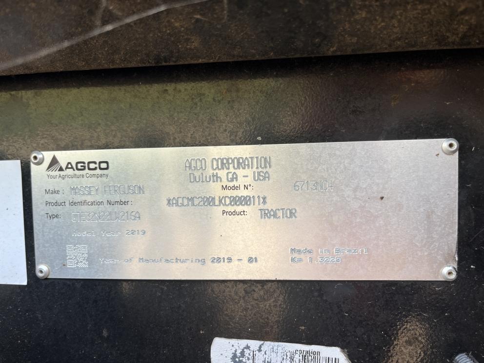 Image for 2019 Massey Ferguson 6713