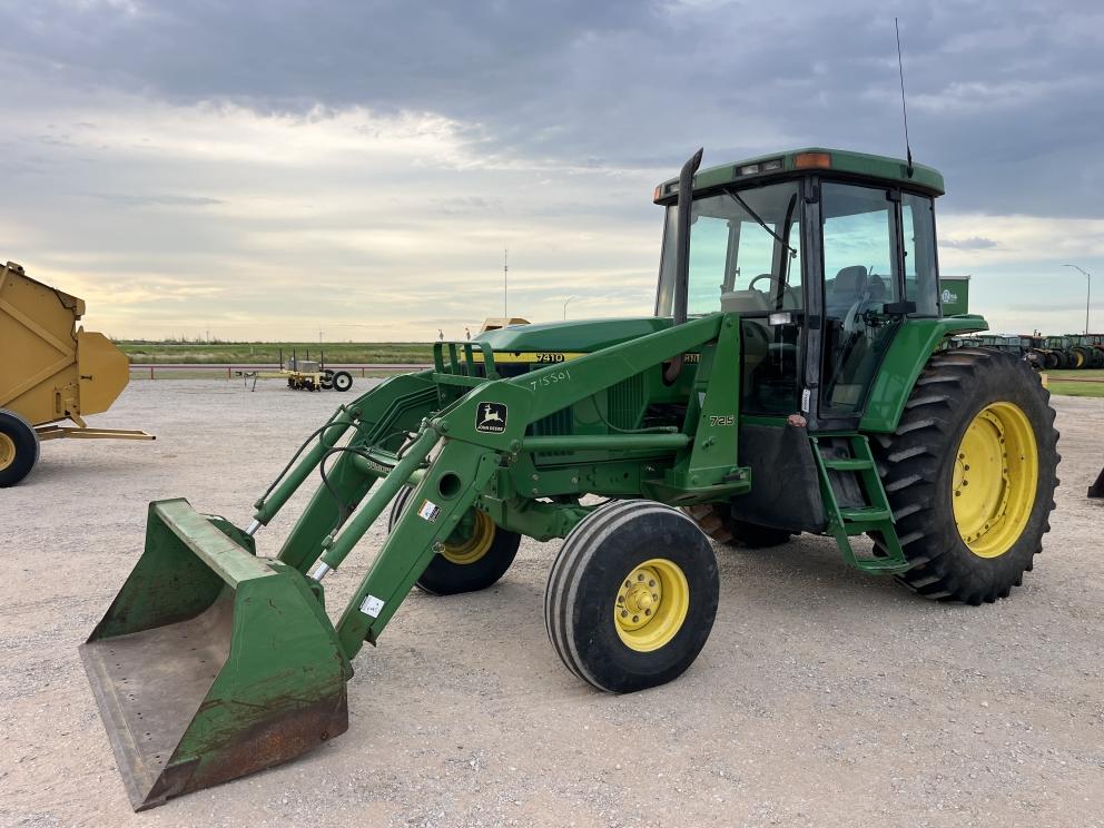 Image for 2001 John Deere 7410