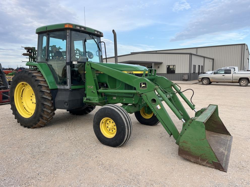 Image for 2001 John Deere 7410