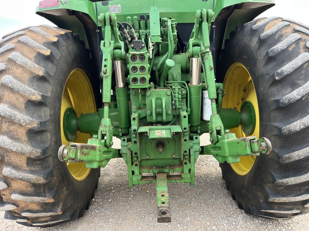 Image for 2001 John Deere 7410
