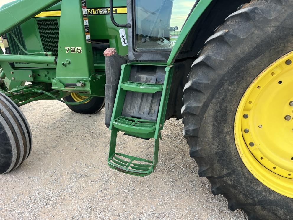 Image for 2001 John Deere 7410