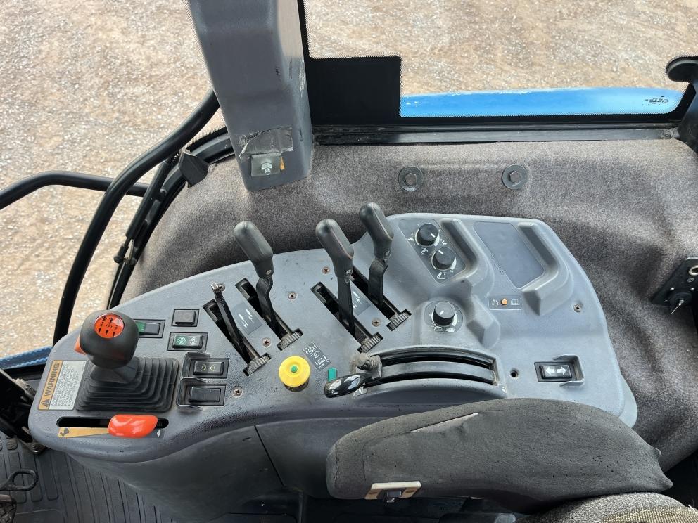 Image for New Holland 8670