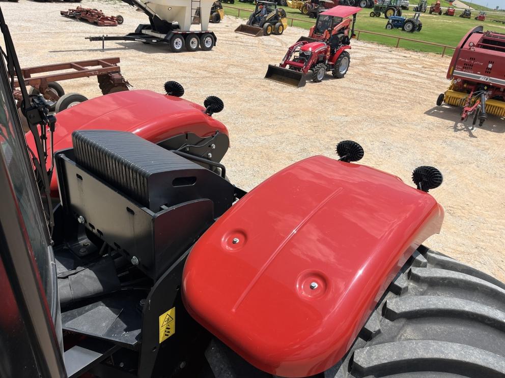Image for 2023 Versatile 430