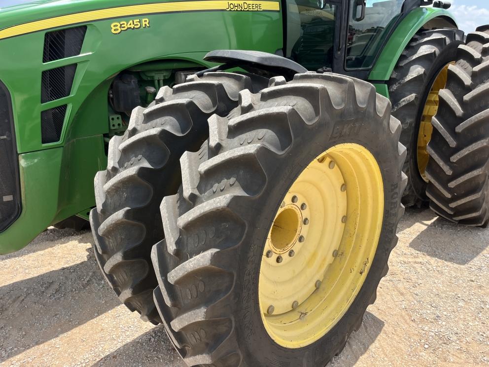 Image for 2010 John Deere 8345R