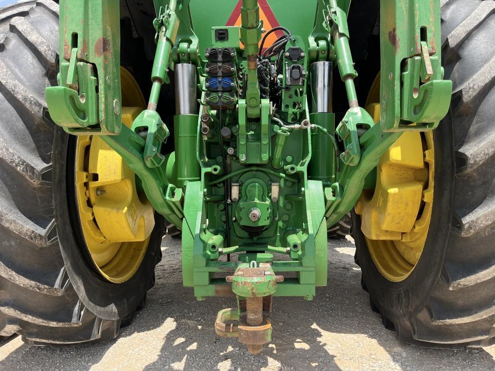 Image for 2010 John Deere 8345R