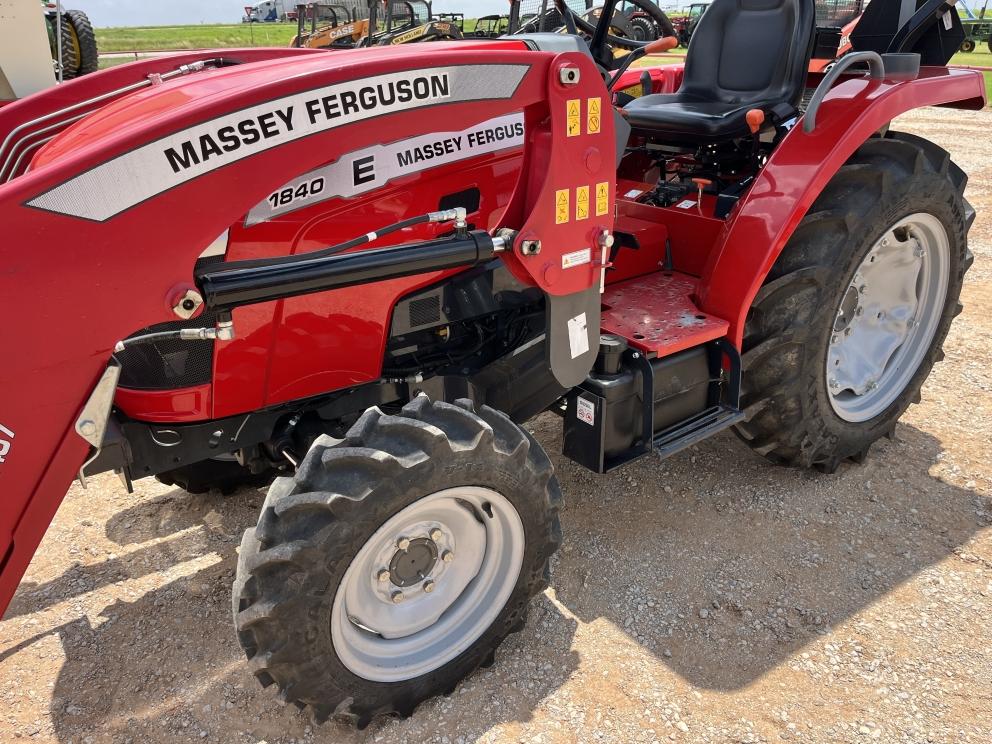 Image for 2021 Massey Ferguson 1840E