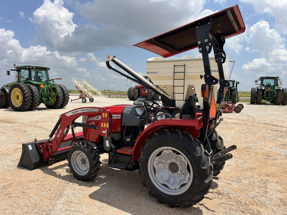 Image for 2021 Massey Ferguson 1840E