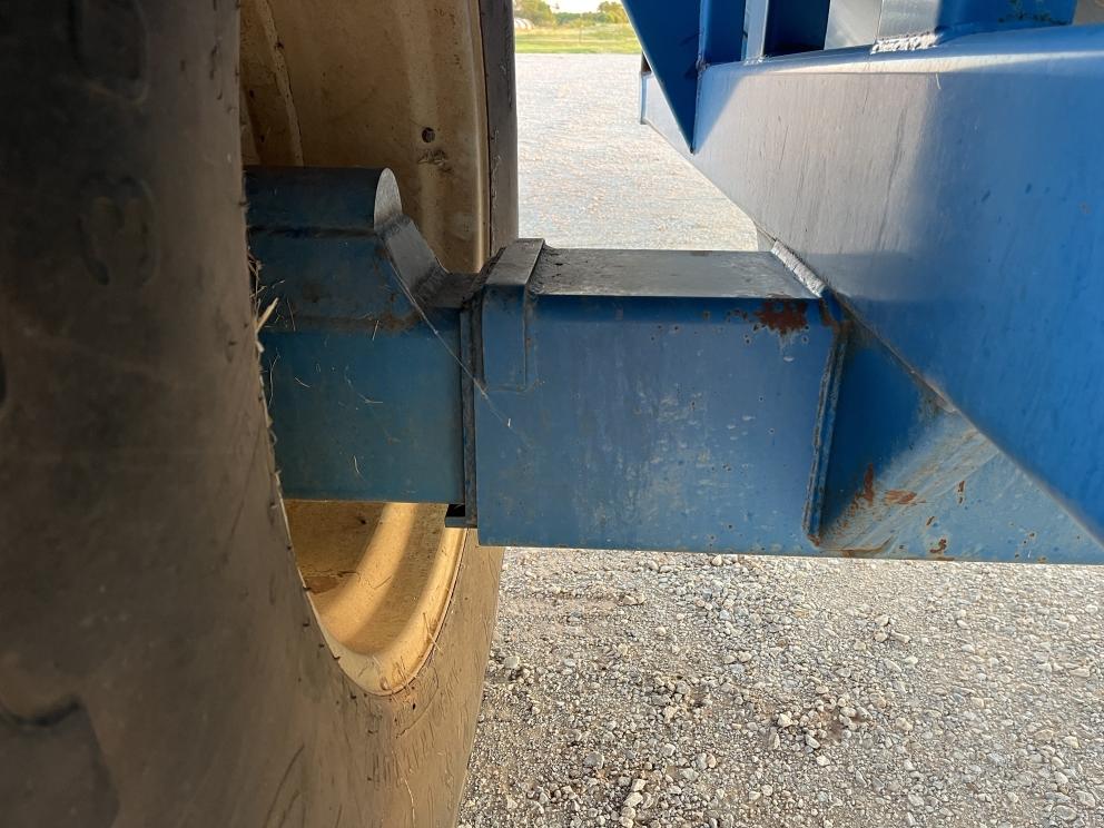 Image for 1997 Kinze 840