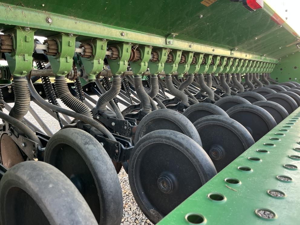 Image for 2015 John Deere BD1113