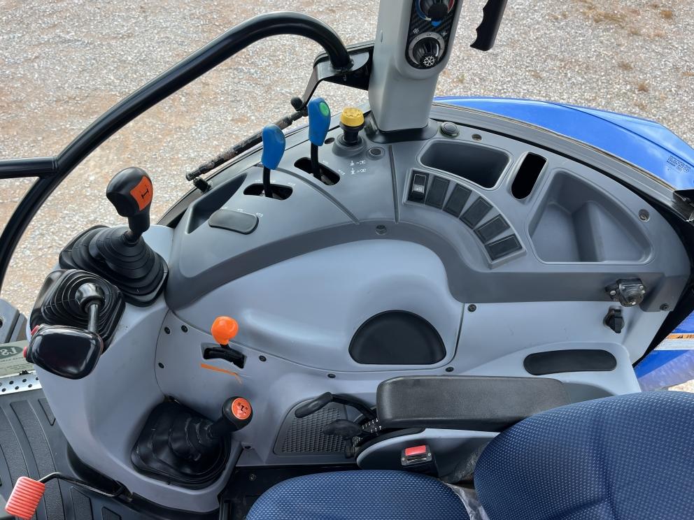 Image for 2018 New Holland T4.120