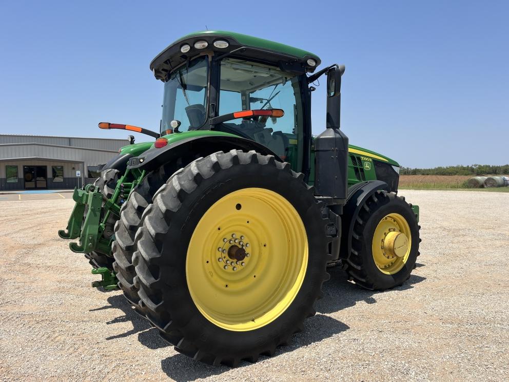 Image for 2014 John Deere 7290R