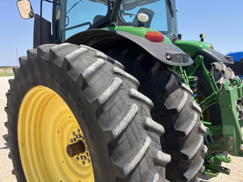 Image for 2014 John Deere 7290R