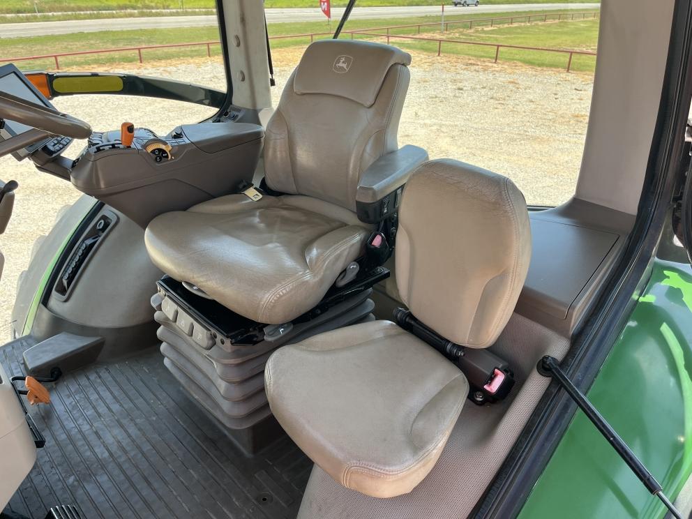 Image for 2014 John Deere 7290R