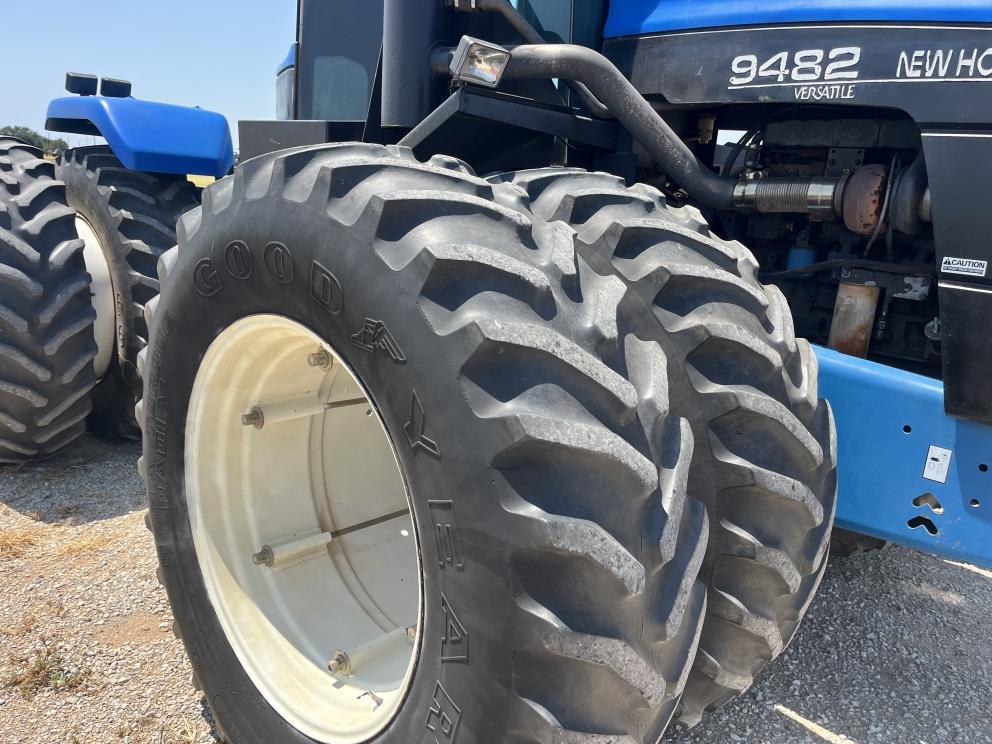 Image for 1996 New Holland 9482