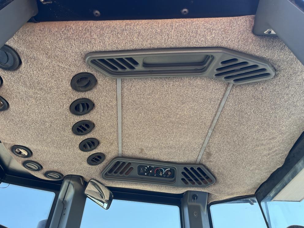Image for 1996 New Holland 9482
