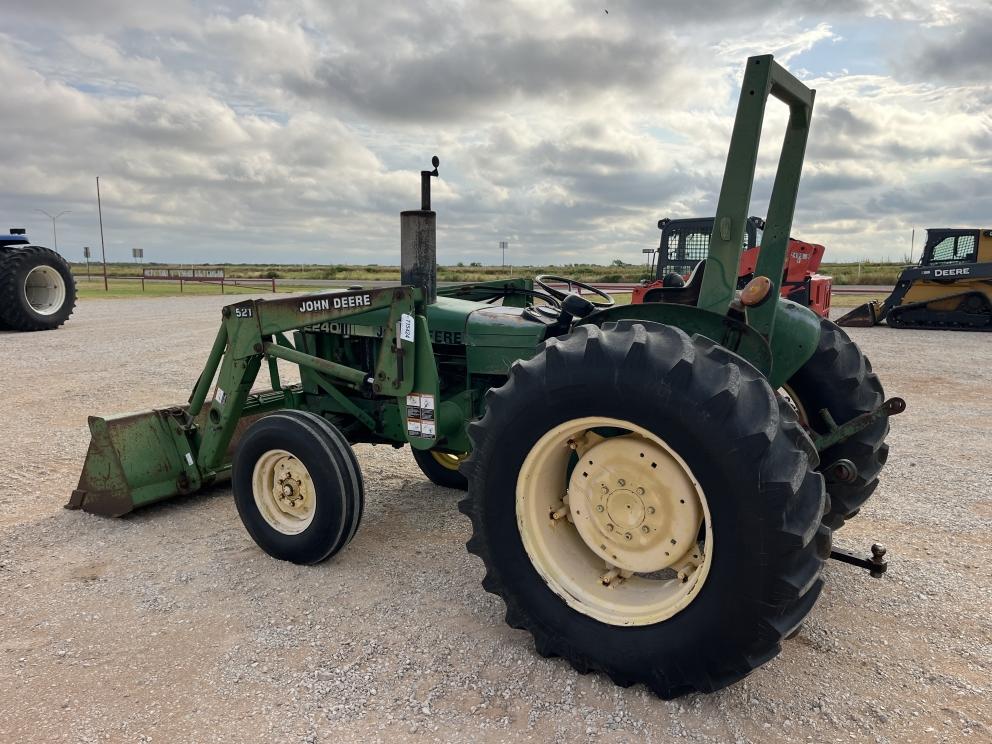 Image for 1976 John Deere 2240