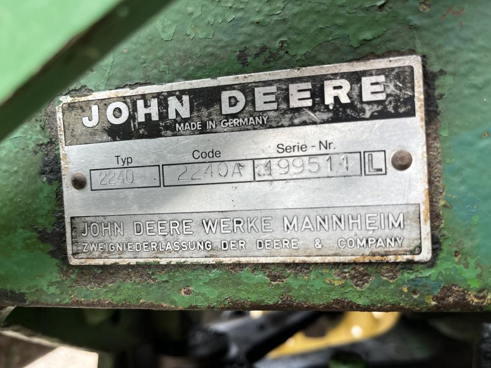 Image for 1976 John Deere 2240
