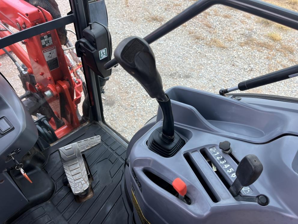 Image for 2019 Kubota L3560HST-LE