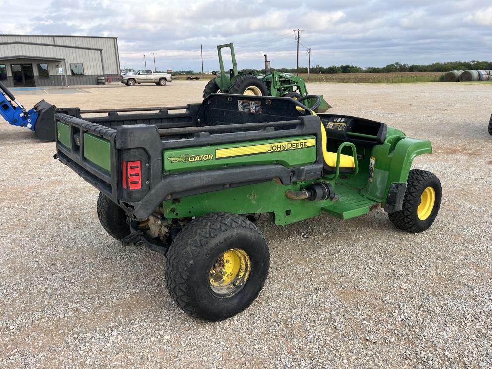 Image for 2015 John Deere GATOR TX