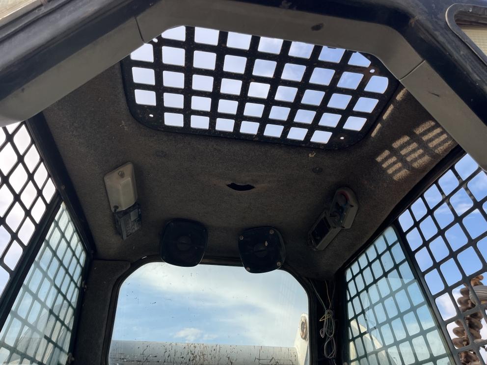Image for 2002 Bobcat T300