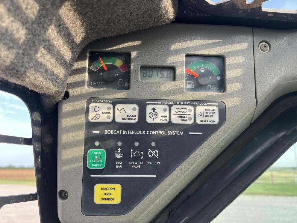 Image for 2002 Bobcat T300