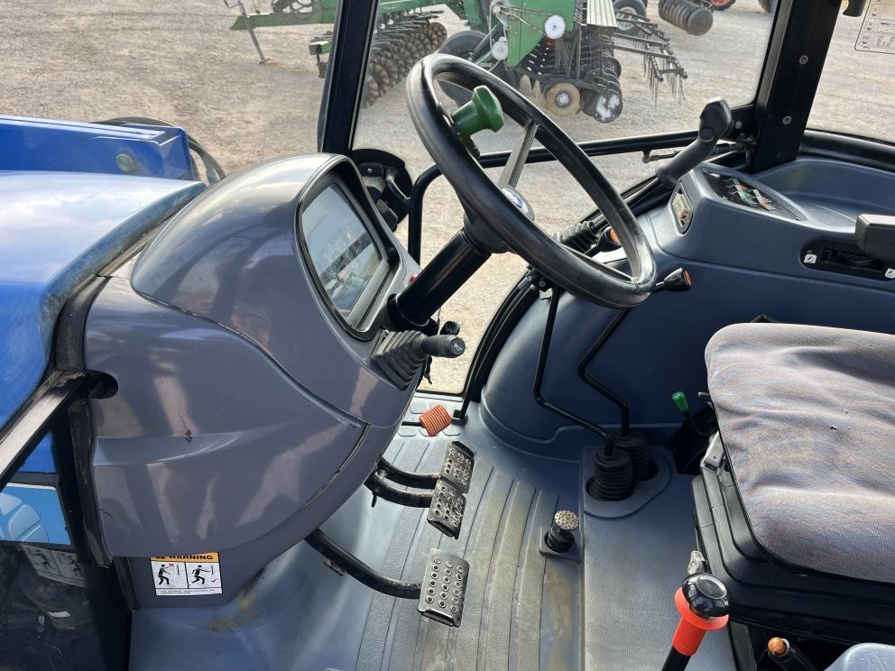 Image for 2007 New Holland TD95D