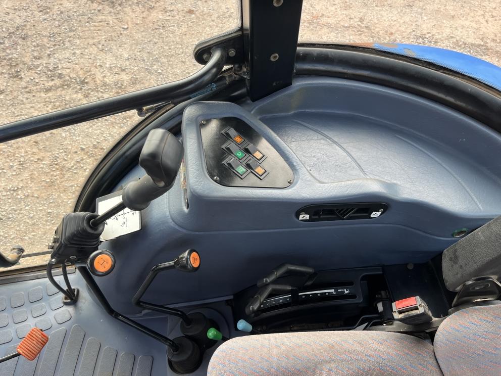 Image for 2007 New Holland TD95D